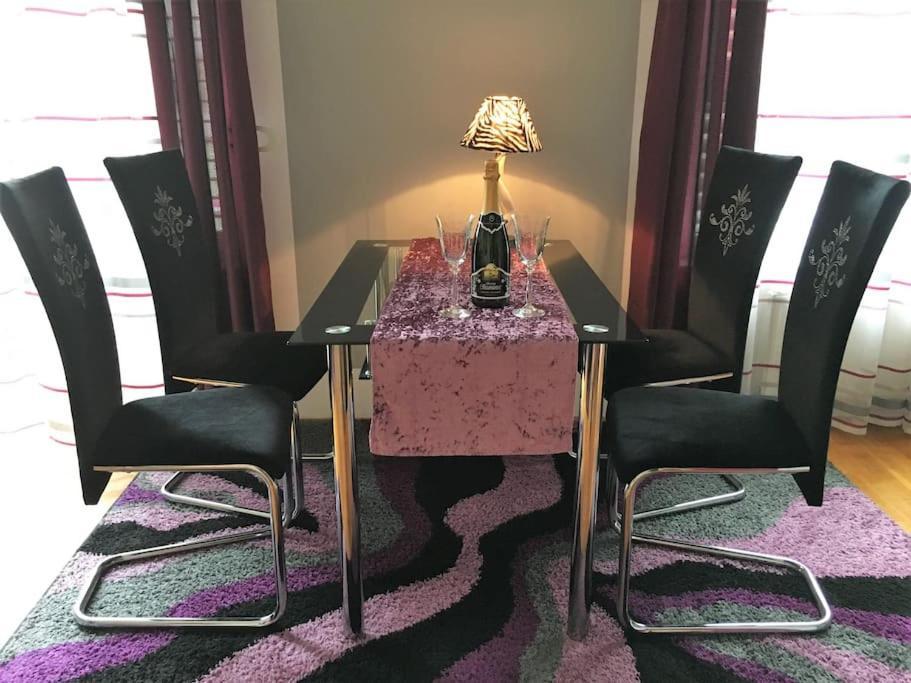 Stylish Boutique Apartment *